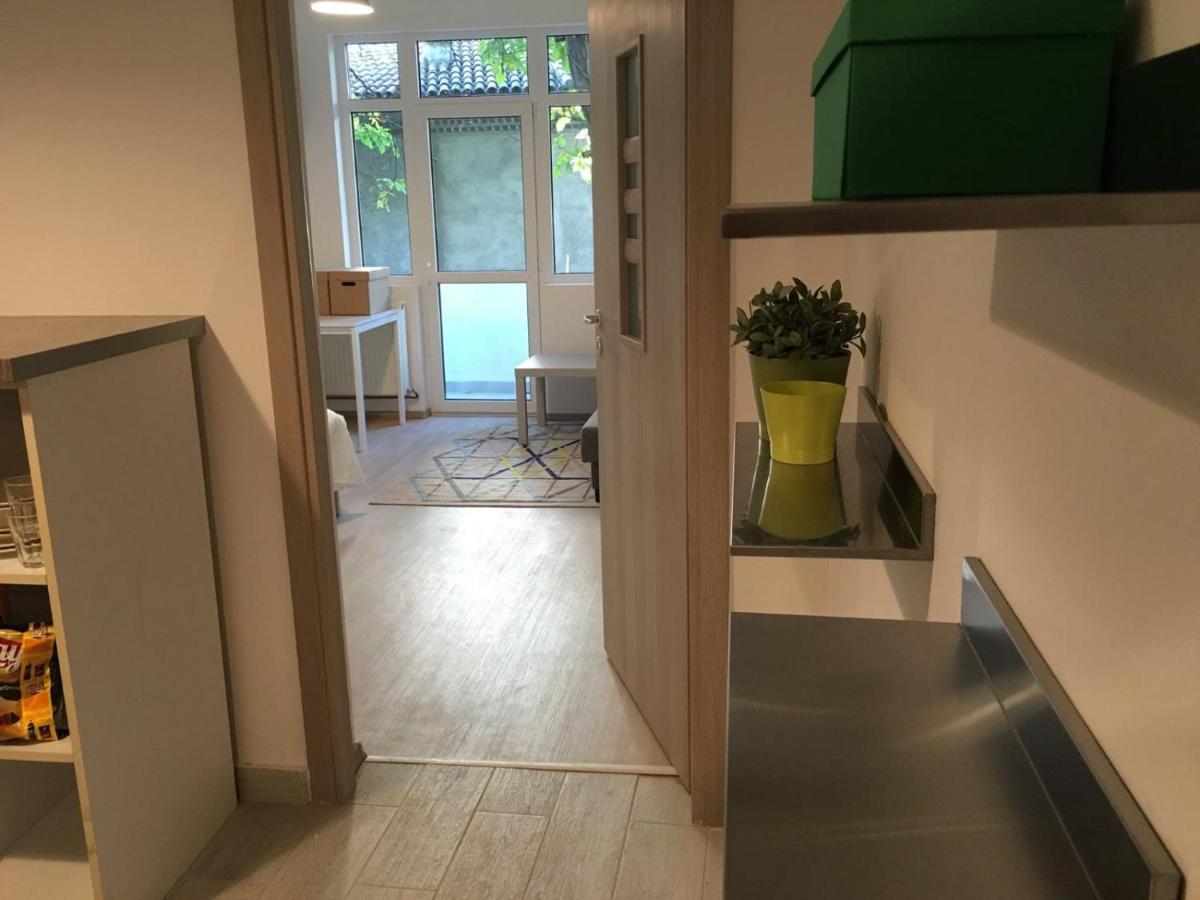Relaxing Apartment And Great Location Букурещ Екстериор снимка