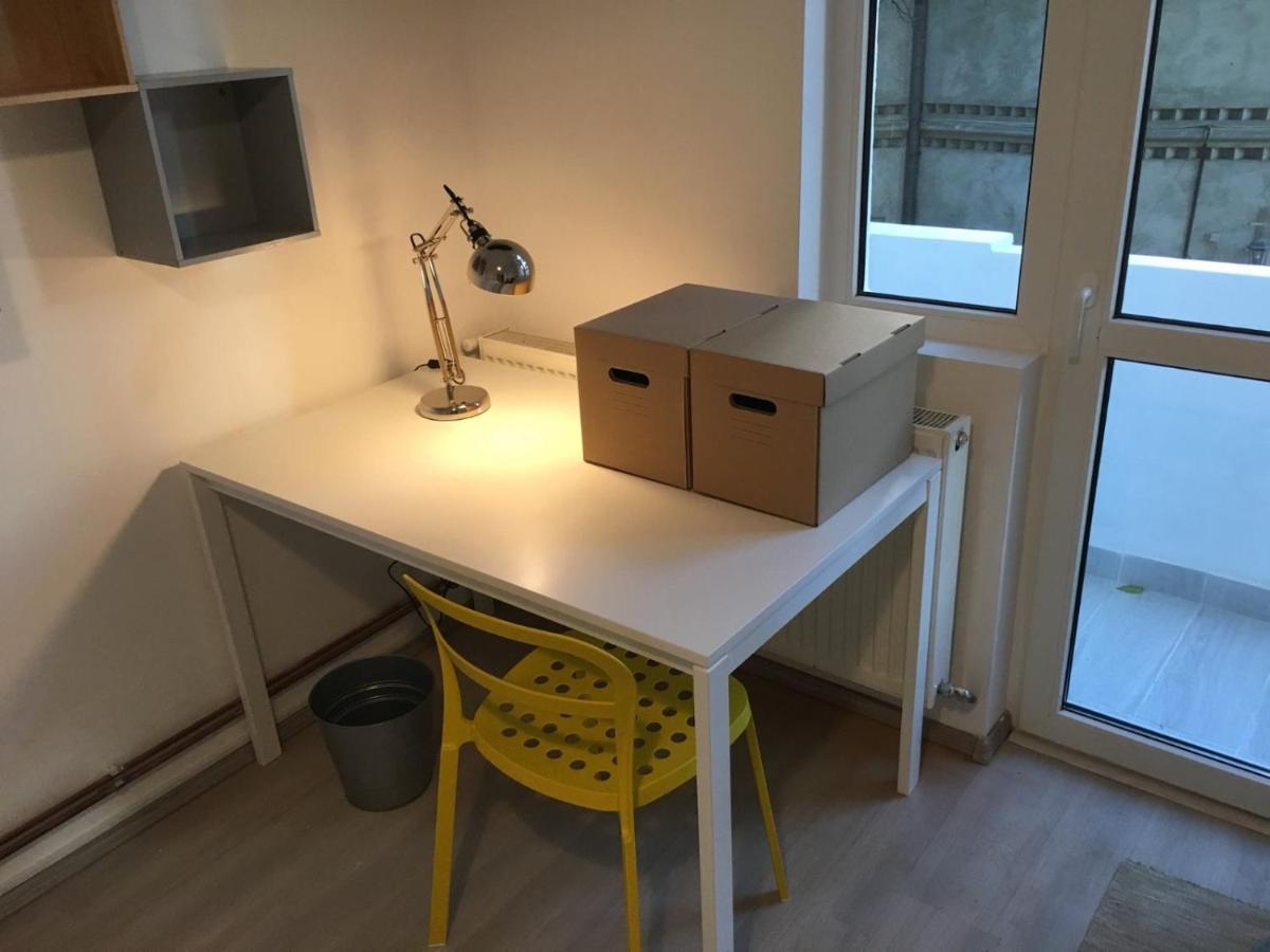 Relaxing Apartment And Great Location Букурещ Екстериор снимка