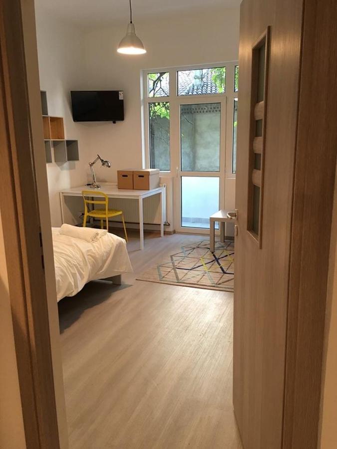 Relaxing Apartment And Great Location Букурещ Екстериор снимка